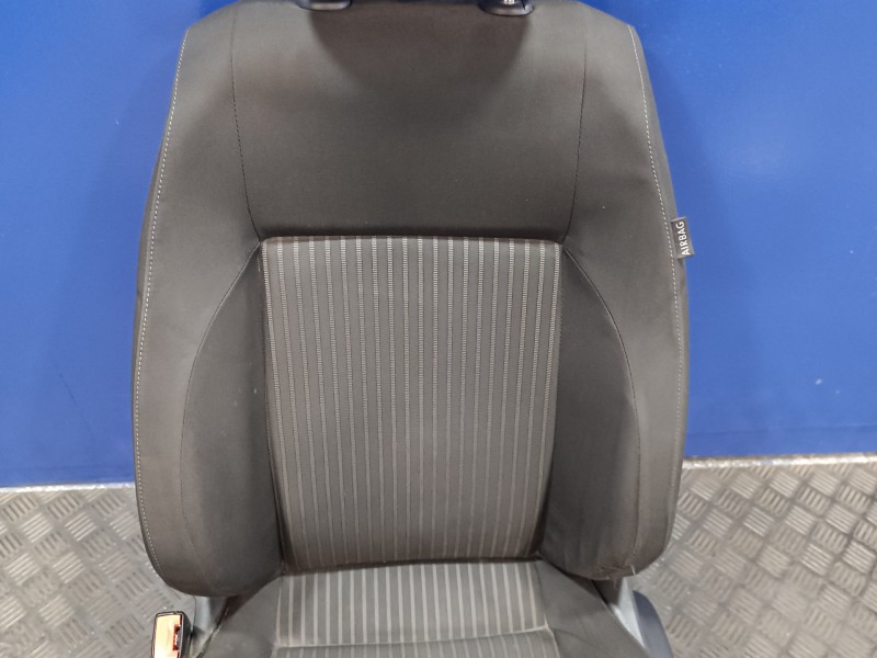 Recambio de juego asientos completo para volkswagen polo (6r1) 1.6 tdi referencia OEM IAM 6Q0885356  6Q0885355