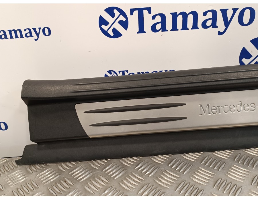 Recambio de spoiler talonera derecha para mercedes-benz clase slk (w171) roadster 1.8 cat referencia OEM IAM 1716800235  