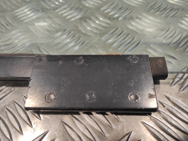 Recambio de luna delantera izquierda para porsche 944 referencia OEM IAM   