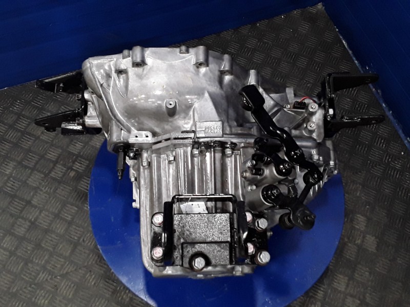 Recambio de caja cambios para kia sportage referencia OEM IAM S715JE  