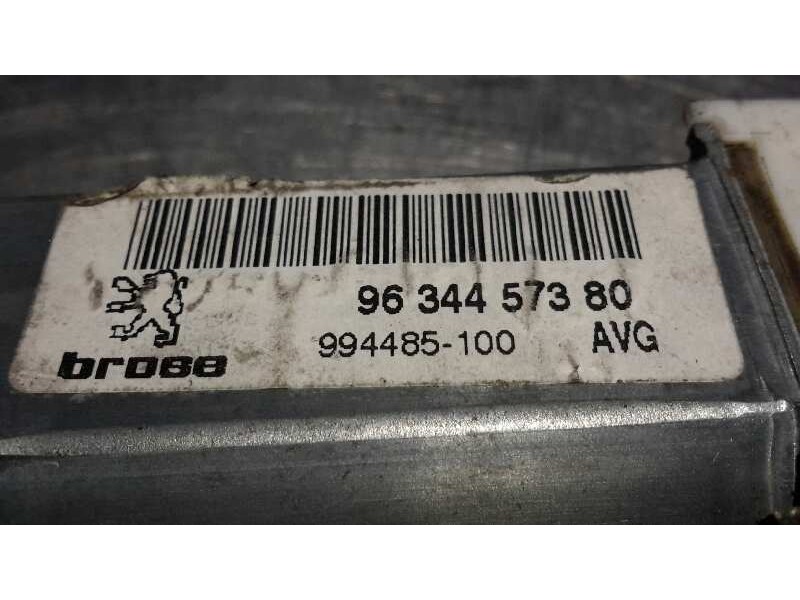 Recambio de motor elevalunas delantero izquierdo para peugeot 307 (s1) xr clim referencia OEM IAM 990250100 9634457380 013082202