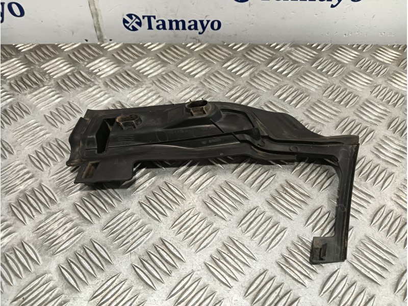 Recambio de molduras delanteras para mercedes-benz vito mixto (447) referencia OEM IAM A4478840300  18588715