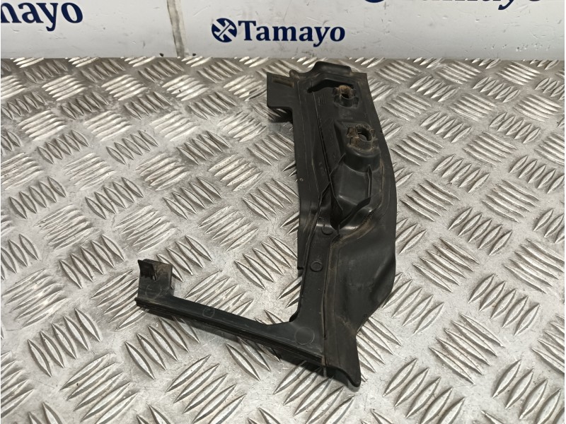 Recambio de molduras delanteras para mercedes-benz vito mixto (447) referencia OEM IAM A4478840300  18588715