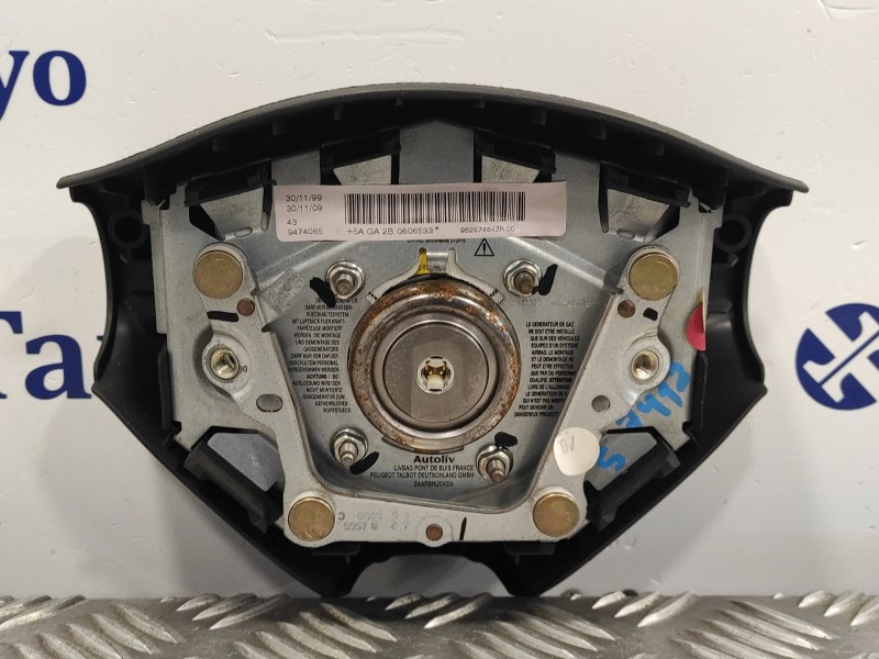 Recambio de airbag delantero izquierdo para peugeot 206 berlina 1.9 diesel referencia OEM IAM 96257484ZR  