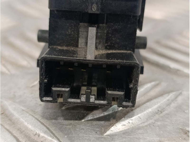 Recambio de interruptor para chrysler grand voyager 2.8 crd cat referencia OEM IAM 28110680  
