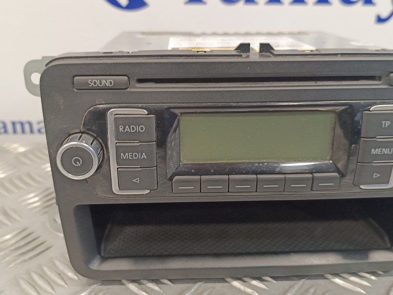 Recambio de sistema audio / radio cd para volkswagen polo (6r1) 1.6 tdi referencia OEM IAM 5M0035156B  