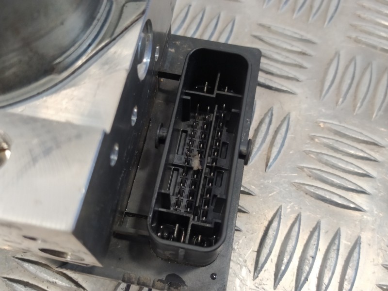 Recambio de abs para peugeot 308 1.6 hdi fap referencia OEM IAM 0265251227 0265951420 9666957480
