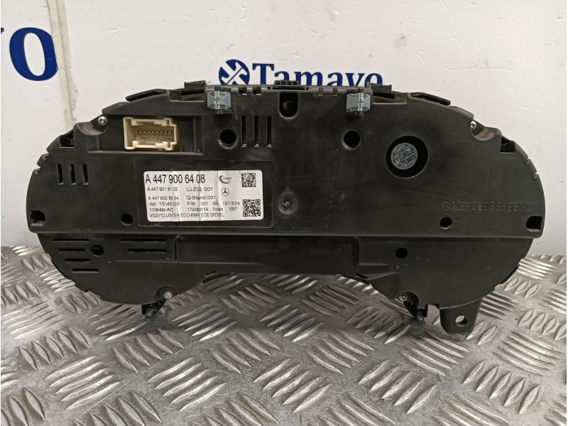 Recambio de cuadro instrumentos para mercedes-benz vito mixto (447) referencia OEM IAM A4479006408  A4479018102
