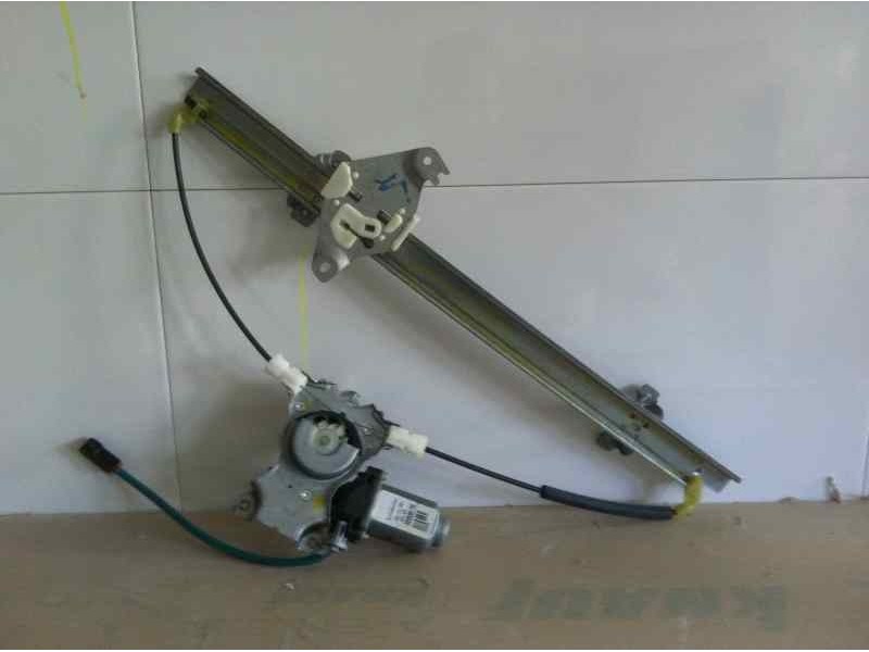 Recambio de elevalunas delantero derecho para nissan almera tino (v10m) referencia OEM IAM 80700BU007  400698T9
