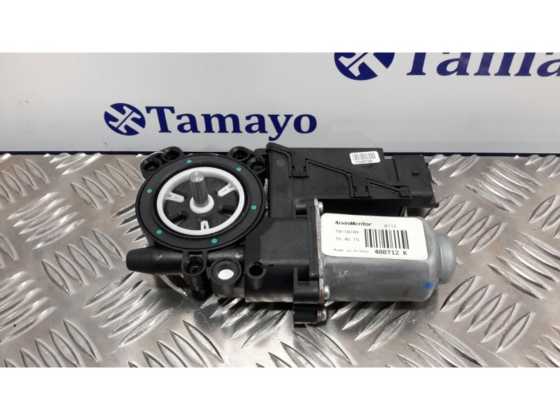 Recambio de elevalunas delantero derecho para nissan primera berlina (p12) referencia OEM IAM 400712K  400712K