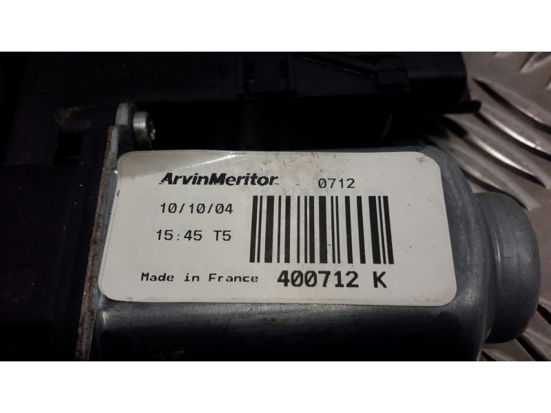 Recambio de elevalunas delantero derecho para nissan primera berlina (p12) referencia OEM IAM 400712K  400712K