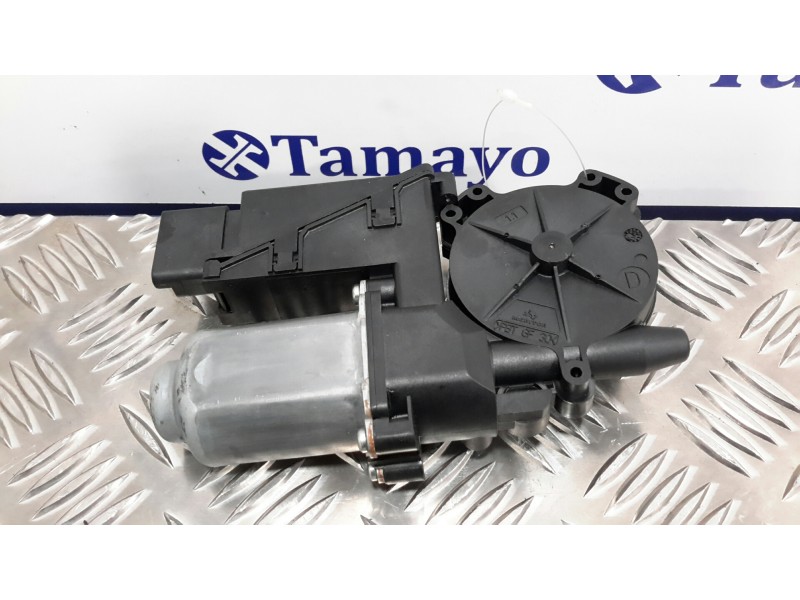 Recambio de elevalunas delantero derecho para nissan primera berlina (p12) referencia OEM IAM 400712K  400712K