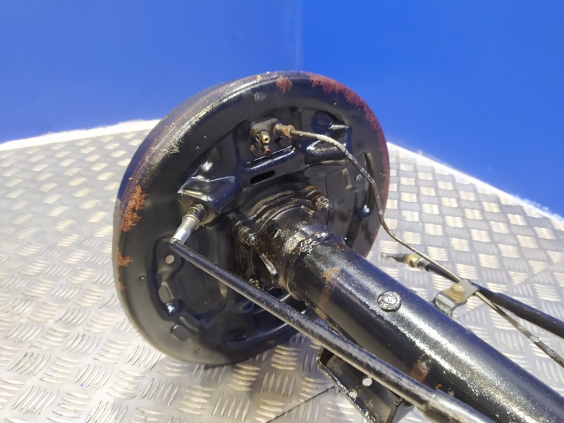 Recambio de puente trasero para hyundai h 1 2.5 turbodiesel cat referencia OEM IAM   