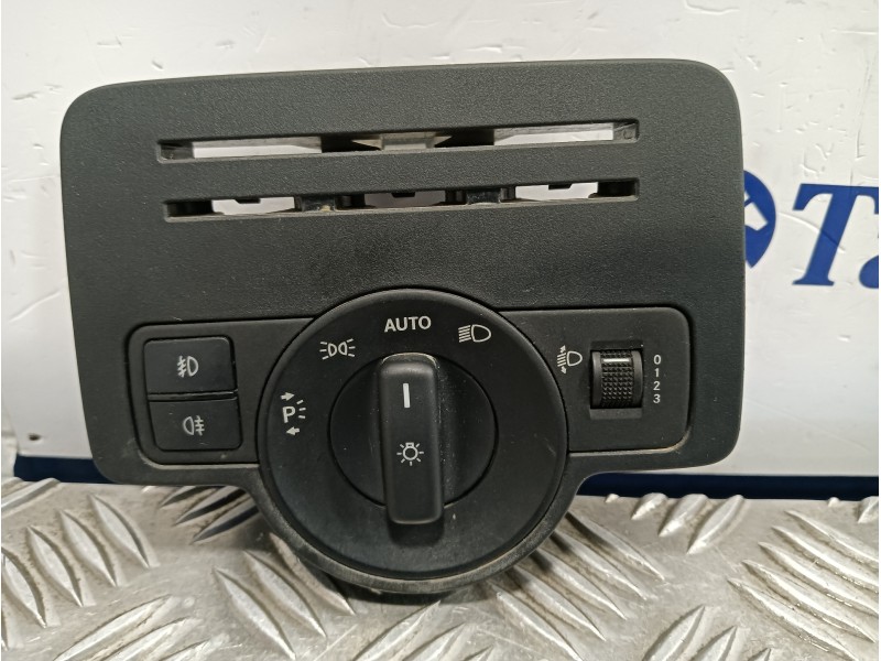 Recambio de mando luces para mercedes-benz vito mixto (447) referencia OEM IAM A4476891039  
