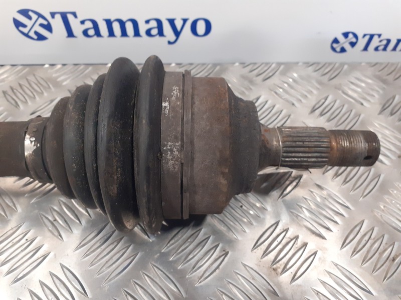 Recambio de transmision delantera izquierda para citroën c4 berlina 1.6 16v hdi referencia OEM IAM 9637117780  