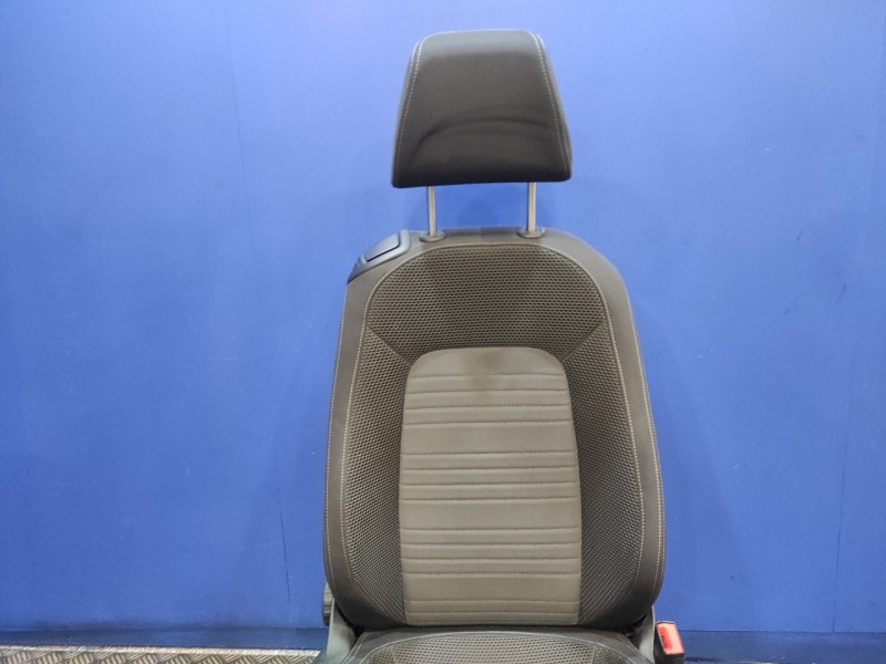 Recambio de juego asientos completo para volkswagen scirocco (137) 2.0 tdi referencia OEM IAM   