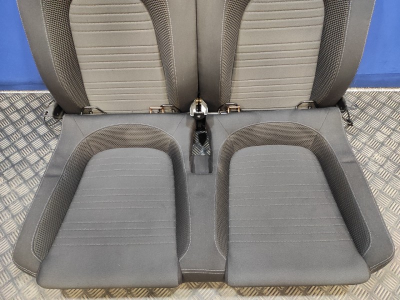 Recambio de juego asientos completo para volkswagen scirocco (137) 2.0 tdi referencia OEM IAM   