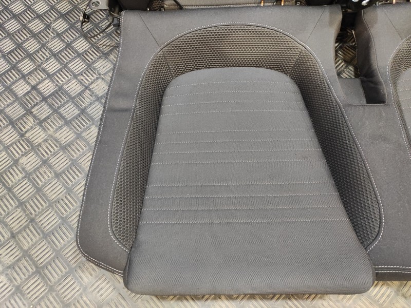 Recambio de juego asientos completo para volkswagen scirocco (137) 2.0 tdi referencia OEM IAM   