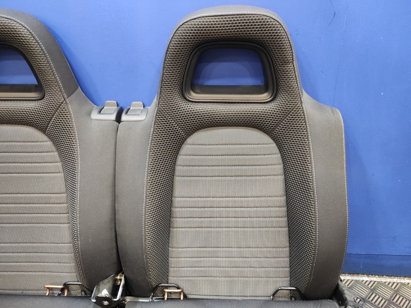 Recambio de juego asientos completo para volkswagen scirocco (137) 2.0 tdi referencia OEM IAM   