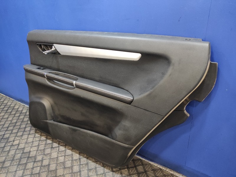Recambio de guarnecido puerta trasera derecha para mercedes-benz clase r (w251) referencia OEM IAM A2517300248  