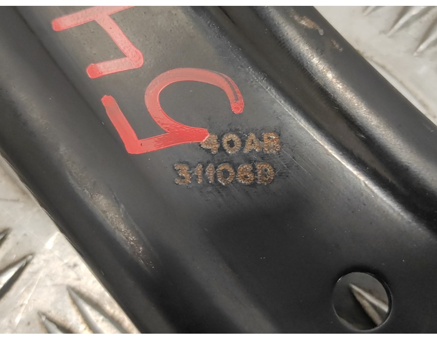 Recambio de brazo suspension inferior delantero derecho para dodge caliber 2.0 16v crd cat referencia OEM IAM   