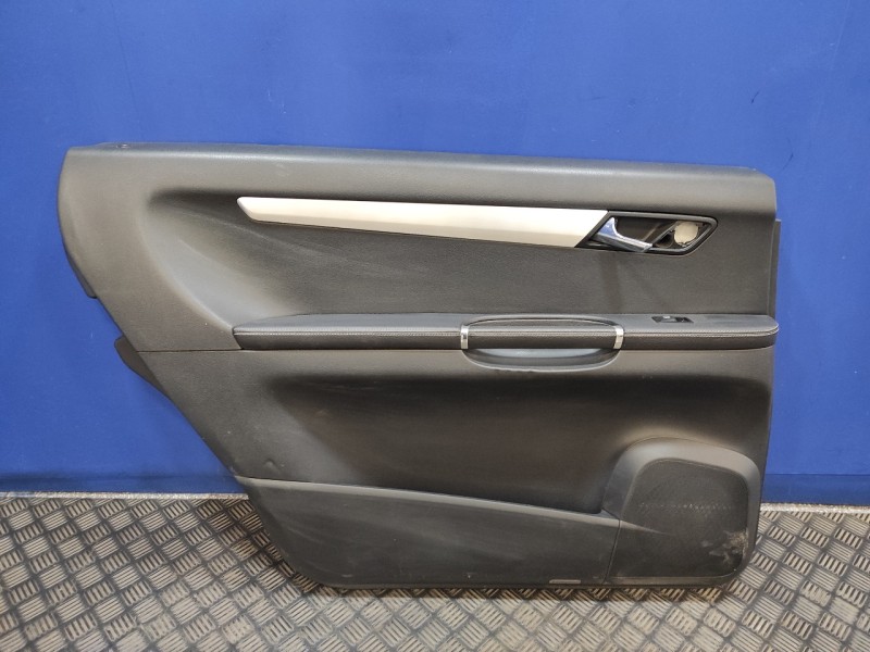 Recambio de guarnecido puerta trasera izquierda para mercedes-benz clase r (w251) referencia OEM IAM A2517300148  