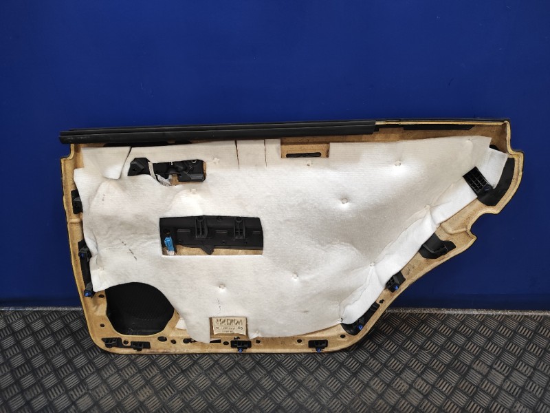 Recambio de guarnecido puerta trasera izquierda para mercedes-benz clase r (w251) referencia OEM IAM A2517300148  