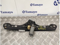 Recambio de elevalunas trasero derecho para mercedes-benz clase c (w203) berlina 2.0 compresor cat referencia OEM IAM 104047XXX 