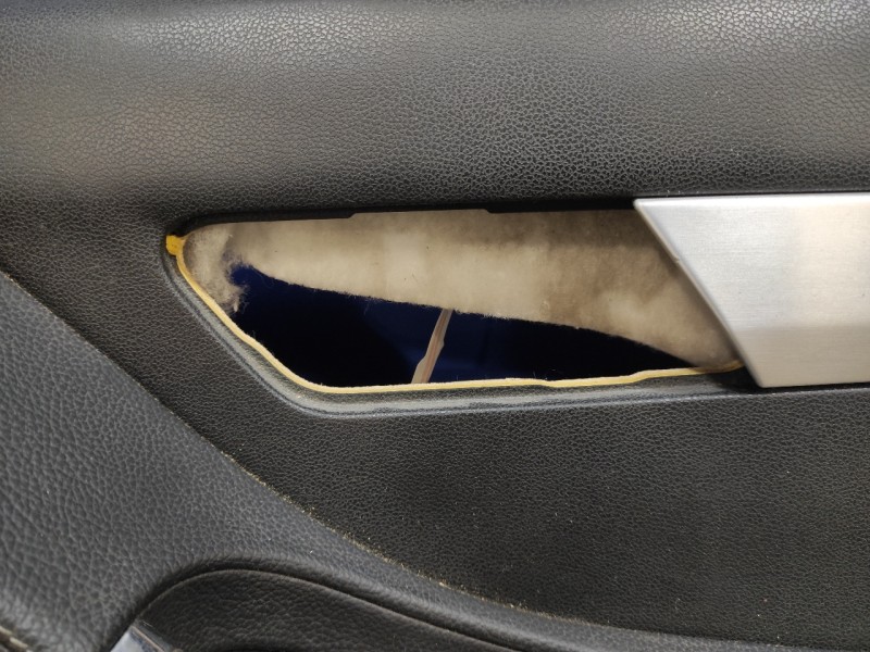 Recambio de guarnecido puerta delantera derecha para mercedes-benz clase r (w251) referencia OEM IAM A2517200248  