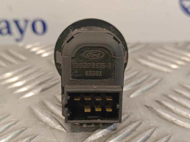 Recambio de mando retrovisor para ford mondeo berlina (ge) 1.8 cat referencia OEM IAM 93BG17B676BA  