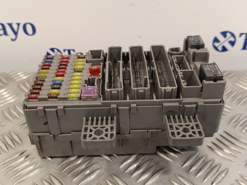 Recambio de caja reles / fusibles para honda civic berlina 5 (fk) 2.2 ctdi referencia OEM IAM 37832LN  SMGG251