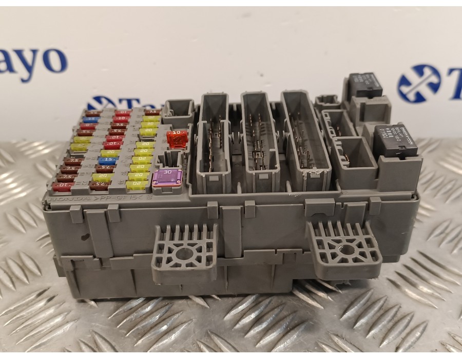 Recambio de caja reles / fusibles para honda civic berlina 5 (fk) 2.2 ctdi referencia OEM IAM 37832LN  SMGG251