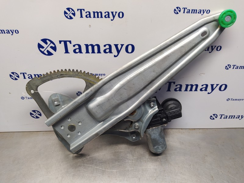 Recambio de elevalunas trasero derecho para toyota auris 1.6 16v cat referencia OEM IAM 857200D120  973581100