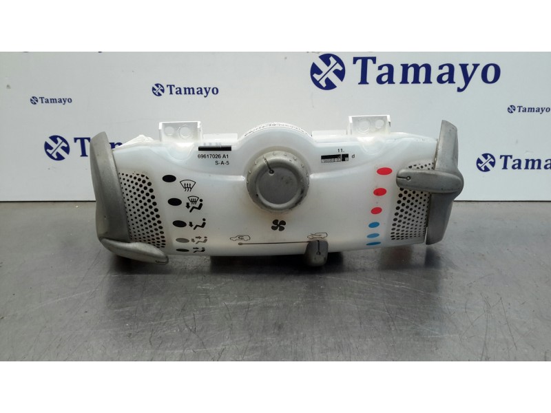 Recambio de mando calefaccion / aire acondicionado para citroën c1 1.0 cat (384f) referencia OEM IAM 559000H040  