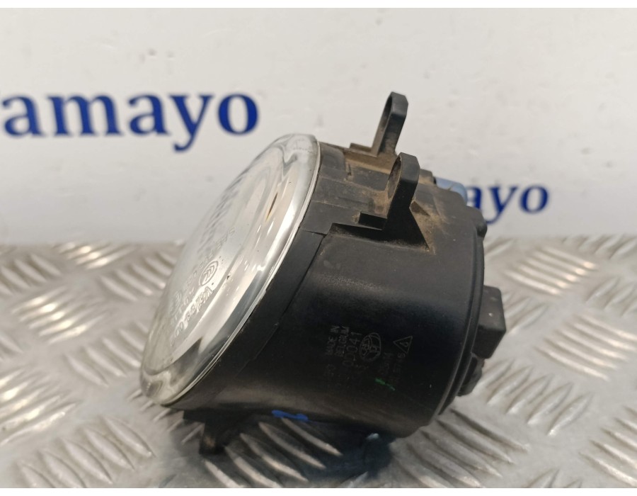 Recambio de faro antiniebla derecho para toyota yaris referencia OEM IAM 812100D041  89206401