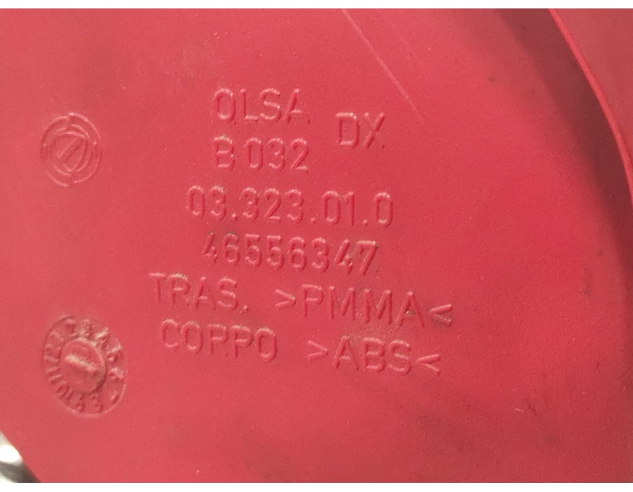 Recambio de piloto trasero derecho para alfa romeo 147 (190) 1.9 jtd cat referencia OEM IAM 03323010  46556347