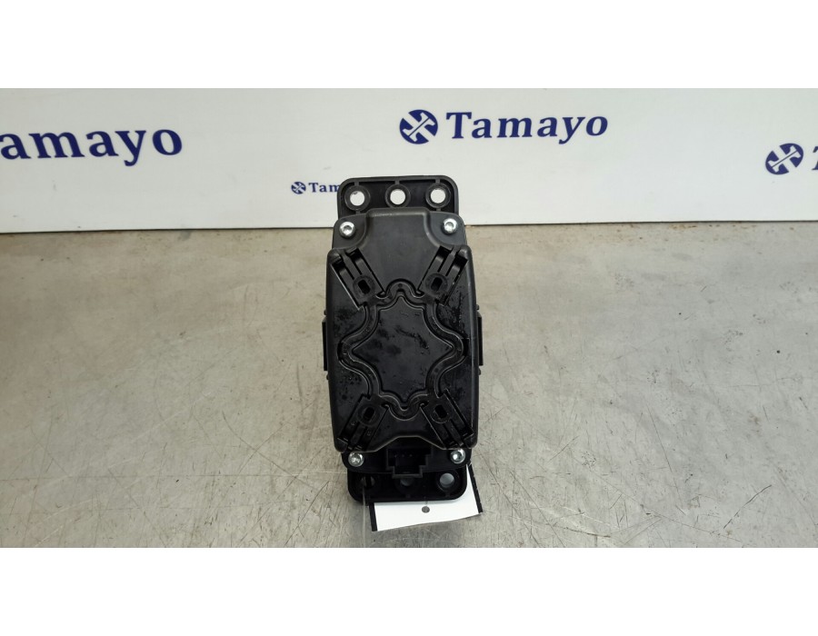 Recambio de mando multifuncion para mercedes-benz clase a (w176) 1.6 cat referencia OEM IAM A2469009815 A2469022203 A2469010706