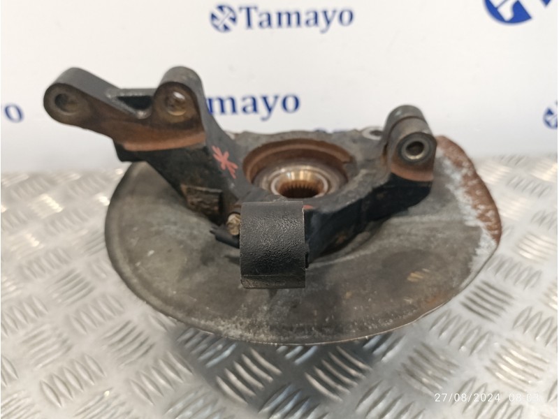 Recambio de mangueta delantera izquierda para dodge caliber 2.0 16v crd cat referencia OEM IAM 6485109B2  