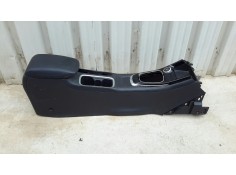 Recambio de apoyabrazos central para nissan pulsar (c13) acenta referencia OEM IAM   