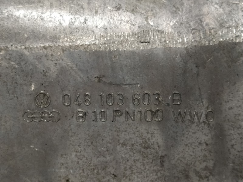 Recambio de carter para porsche 924 2.0 referencia OEM IAM 048103603B  