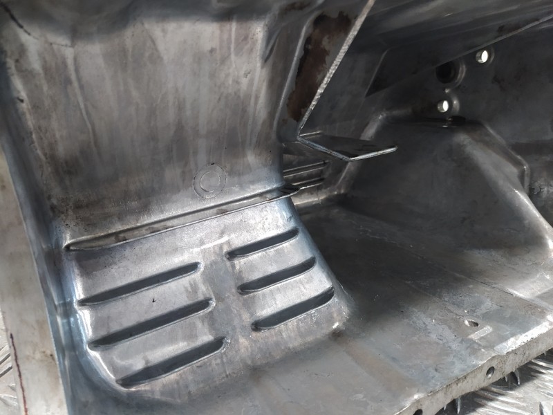 Recambio de carter para porsche 924 2.0 referencia OEM IAM 048103603B  