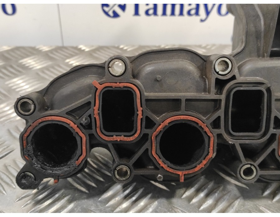 Recambio de colector admision para volkswagen golf vi (5k1) 1.6 tdi dpf referencia OEM IAM 03L129711  03L129711AL