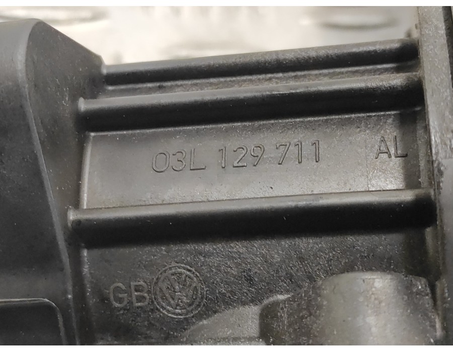 Recambio de colector admision para volkswagen golf vi (5k1) 1.6 tdi dpf referencia OEM IAM 03L129711  03L129711AL