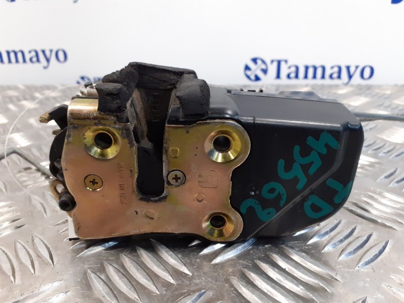 Recambio de cerradura puerta trasera derecha para chrysler jeep cherokee (kj) 2.5 crd cat referencia OEM IAM   
