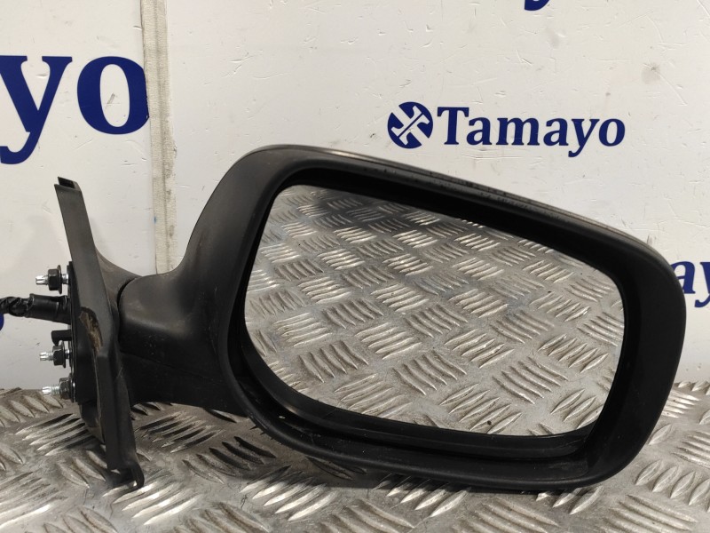Recambio de retrovisor derecho para toyota yaris referencia OEM IAM 8791000250  