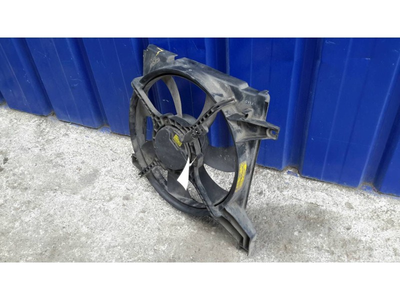 Recambio de electroventilador para hyundai elantra (xd) 2.0 crdi cat referencia OEM IAM 253862D400  