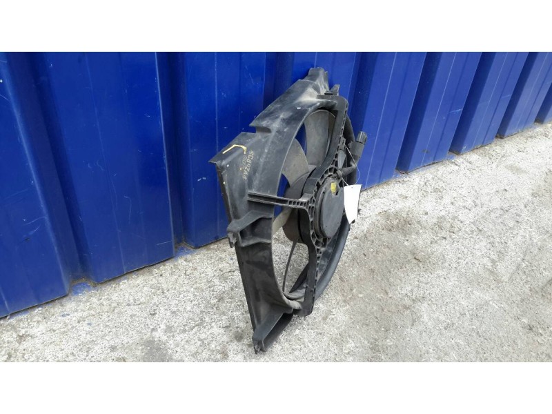 Recambio de electroventilador para hyundai elantra (xd) 2.0 crdi cat referencia OEM IAM 253862D400  