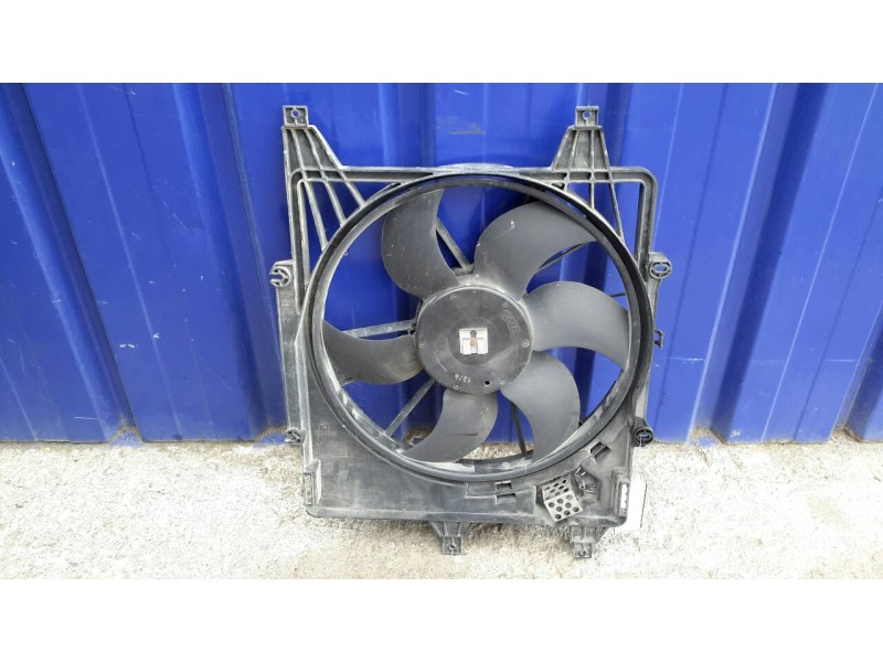 Recambio de electroventilador para renault kangoo (f/kc0) 1.5 dci diesel referencia OEM IAM 8200103801  