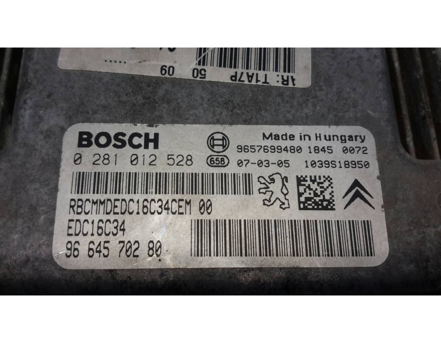 Recambio de centralita motor uce para peugeot 206 berlina 1.4 hdi referencia OEM IAM 0281012528 EDC16C34 9664570280
