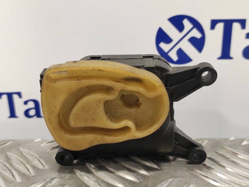 Recambio de motor trampilla para seat ibiza sc (6j1) 1.9 tdi referencia OEM IAM 0132801357  B4845